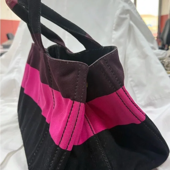 Prada Black and Pink Tote Bag Canapa Large.  Rare and Beautiful - Picture 2 of 14